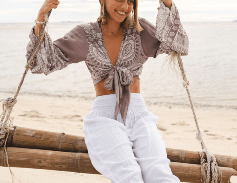 "Nosora" Bell Sleve Top